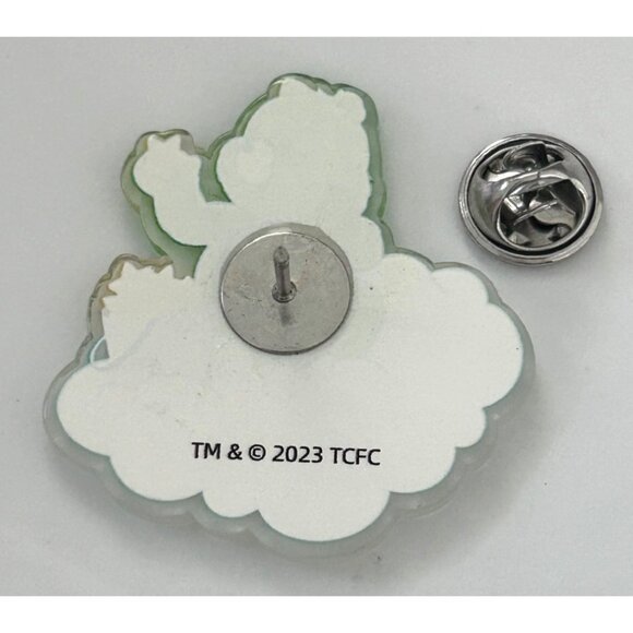 Care Bears Good Luck Bear Acrylic Pin Badge Cloud Cartoon Lucky Stars - Picture 3 of 3